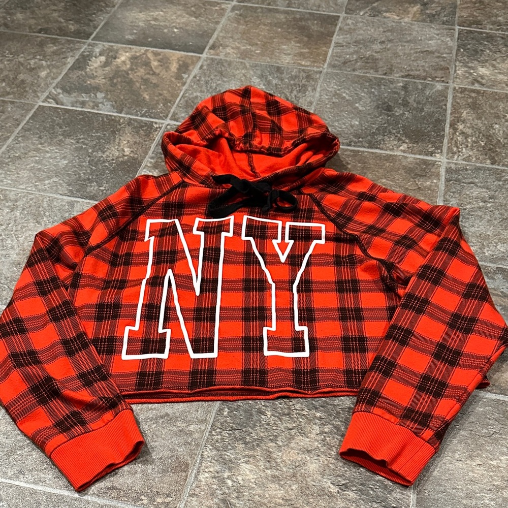 Red Plaid NY Cropped Hoodie